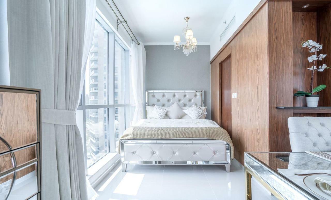Elite Royal Apartment - Full Burj Khalifa & Fountain View - Opal - 2 Bedrooms Plus 1 Open Bedroom Without Partition Dubaj Kültér fotó